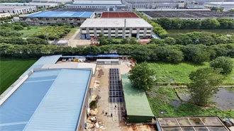 Three-phase intelligent photovoltaic energy storage container for